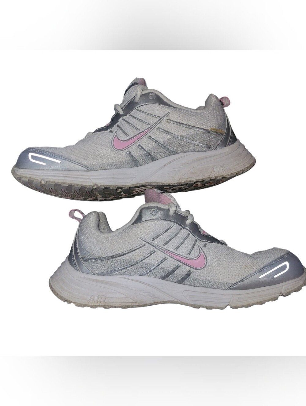 Nike Women’s Air Shoo-In White & Pink Walking Sneakers Size 8